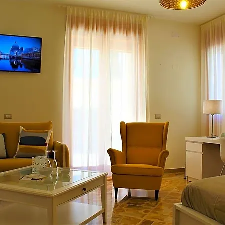 La Chiave Rossa Bed & Breakfast Tuglie